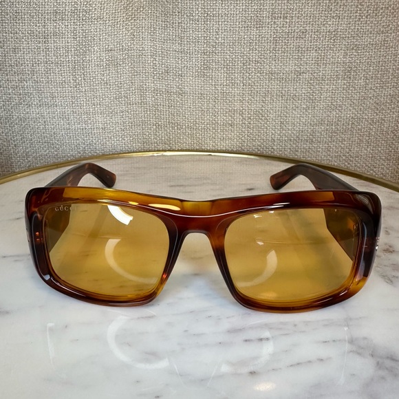 New! Authentic Gucci Sunglasses - Picture 3 of 13